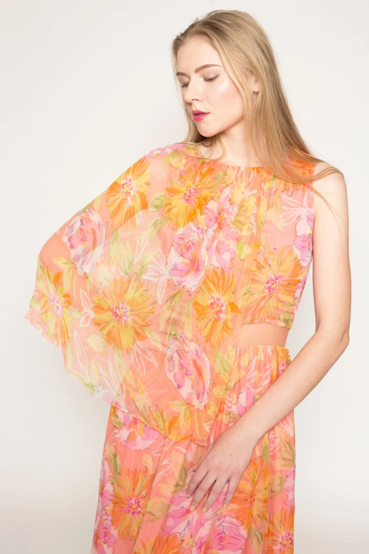 Floral print chiffon capelet sheer midriff dress