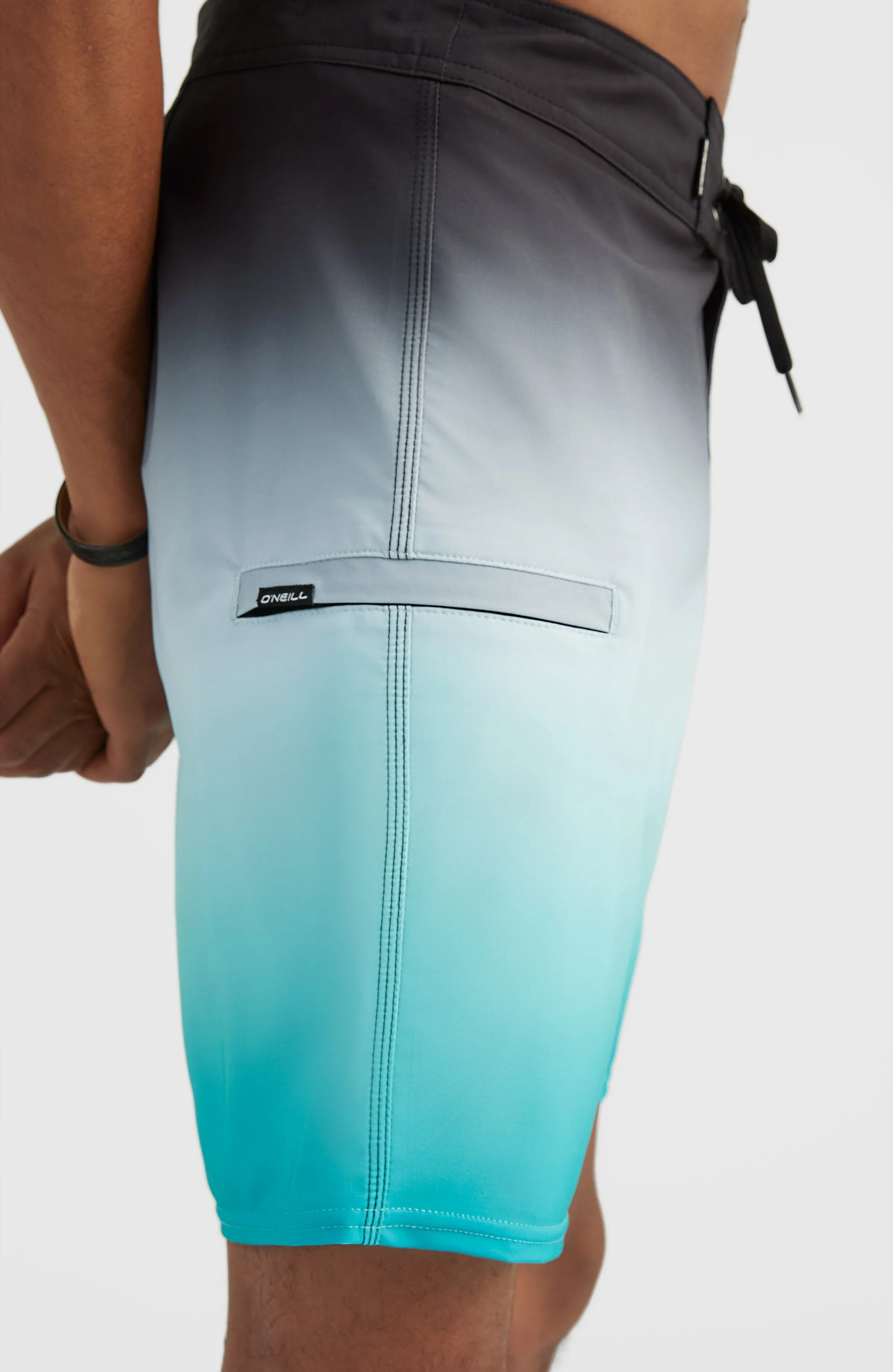 Heat Fade 19'' Boardshorts | Black Out