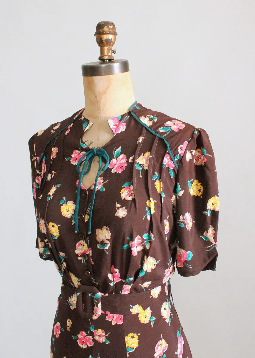 Vintage 1940s Deadstock Floral Rayon Day Dress